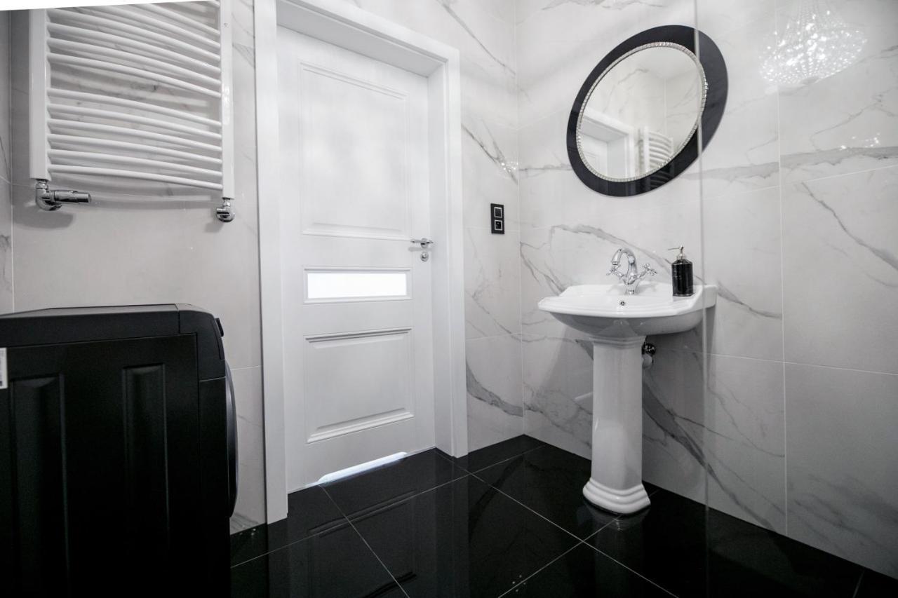 Apartament Royal Blue Ustka Leilighet Eksteriør bilde